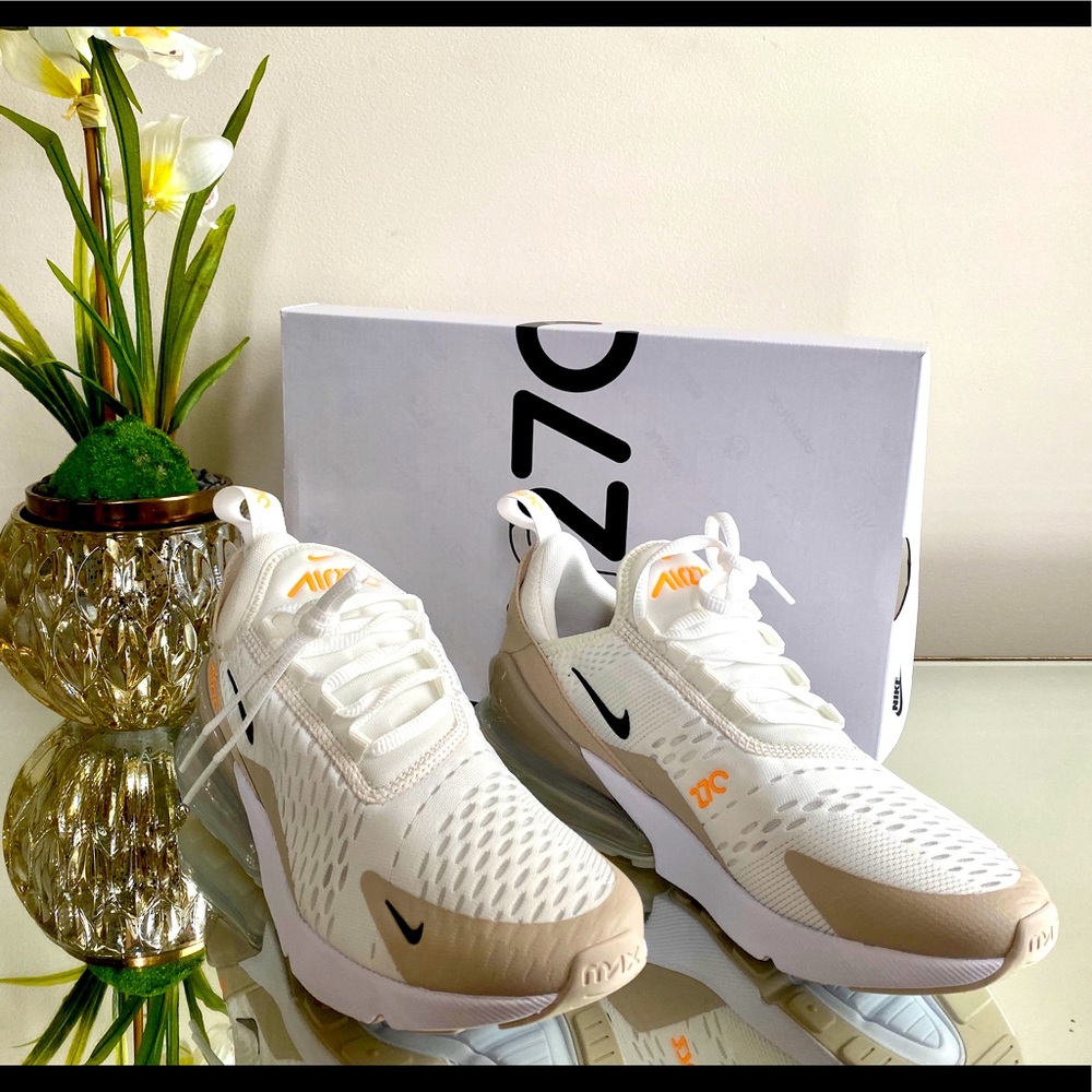Nike Air Max 270; Summit White/Black Dessert Sand